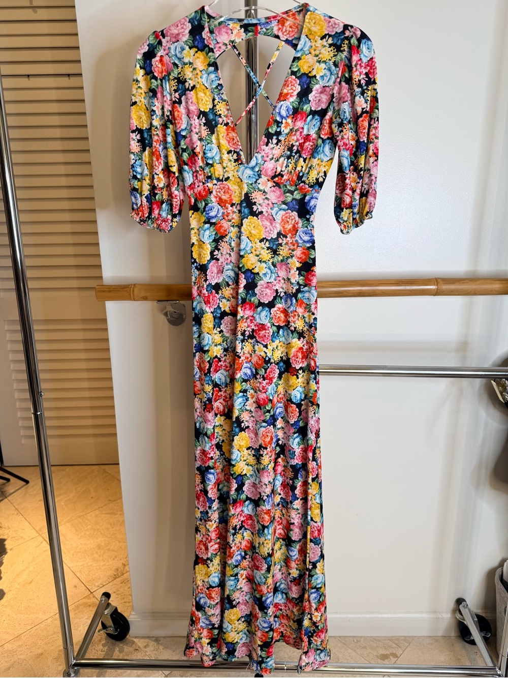 ASOS Floral Open Back Maxi Dress Puff Sleeve Multicolor US 2 NWT